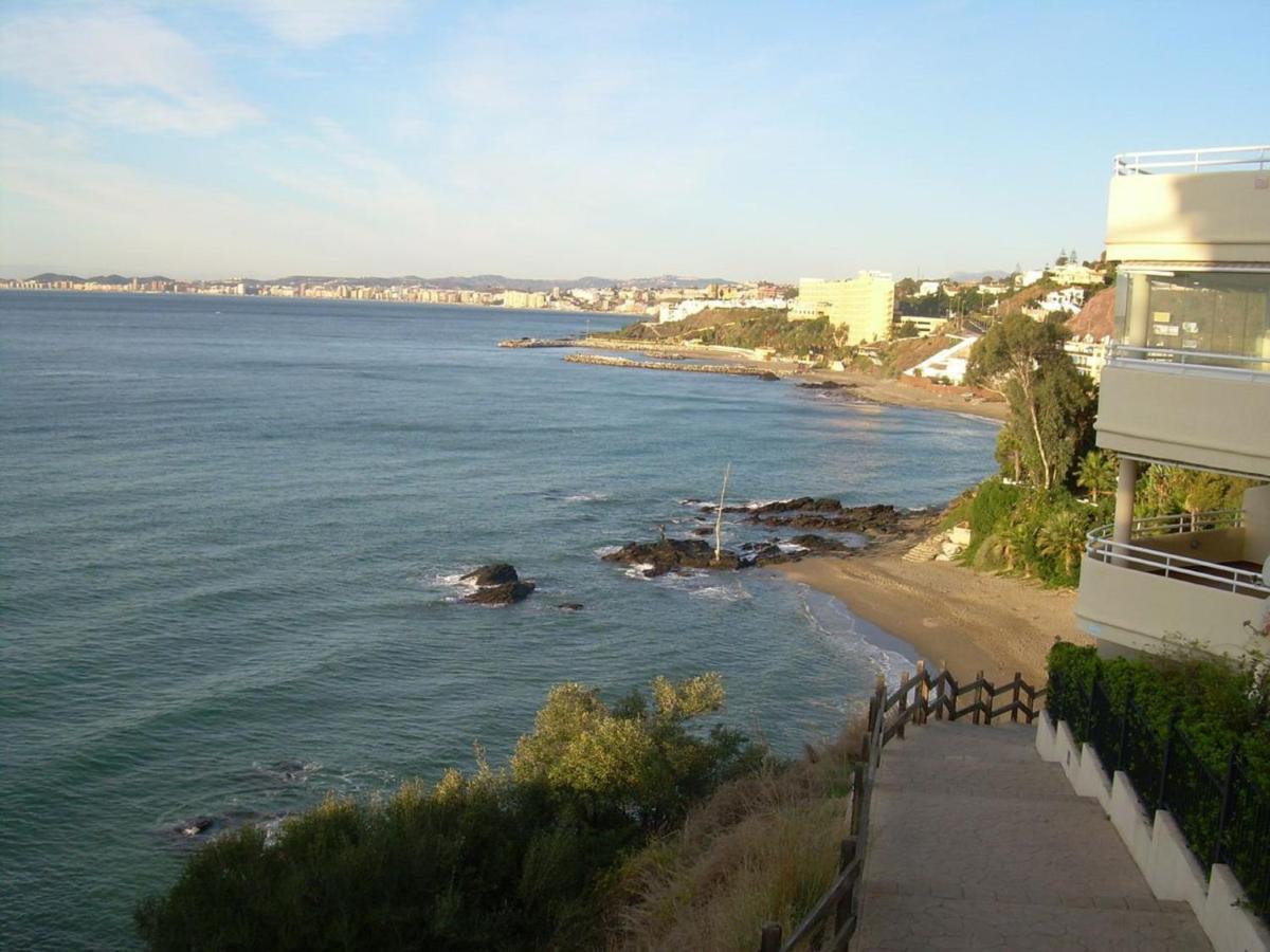 Holidays2Benalmadena Torrequebrada Sea View Front Beach With Pool Parking & Terraces Kültér fotó
