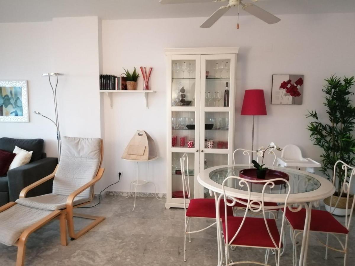 Holidays2Benalmadena Torrequebrada Sea View Front Beach With Pool Parking & Terraces Kültér fotó
